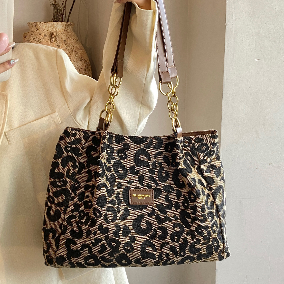 Tote Bag für Damen ⎜ Große Kapazität mit Leo-Muster für Freizeit und Alltag
