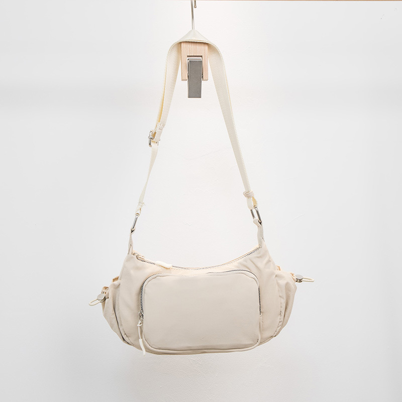 Nylon Umhängetasche für Damen ⎜ Lässige Schultertasche mit Reißverschluss und praktischen Außentaschen
