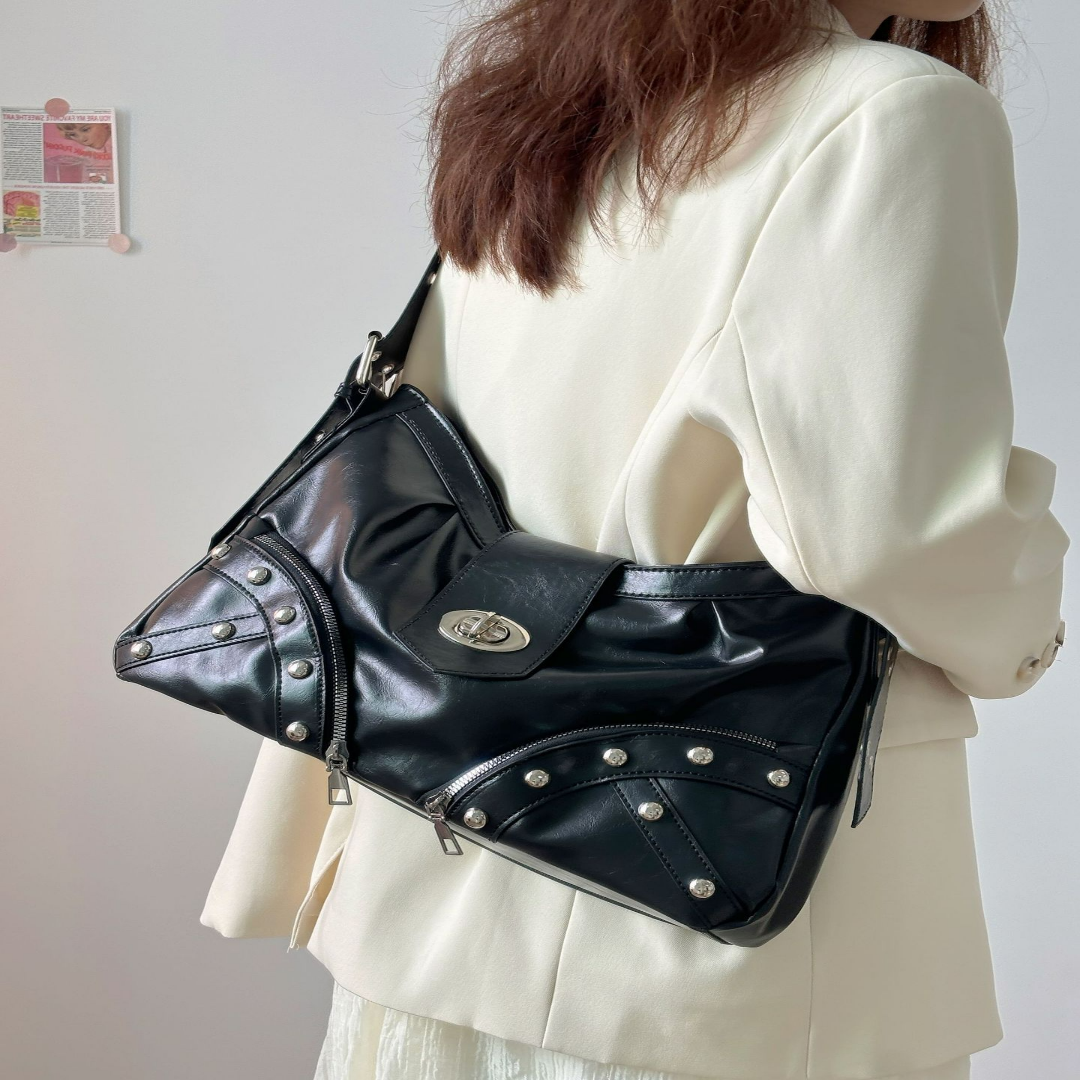 Schultertasche für Damen ⎜ Retro Biker-Bag mit Nieten und Reißverschlüssen für lässige Outfits und Alltag