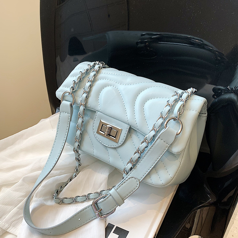 Ketten Crossbody Bag für Damen ⎜ Modische Schultertasche im trendigen Design mit praktischer Tragefunktion