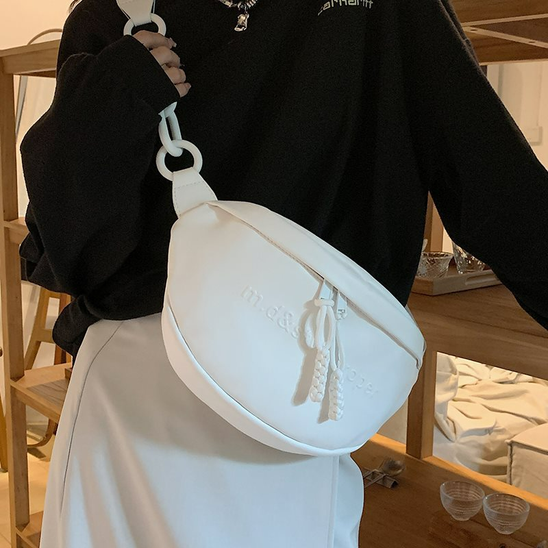 Damen Brusttasche in Weiß ⎜ Lässige Crossbody-Tasche mit Reißverschluss für Alltag und Freizeit