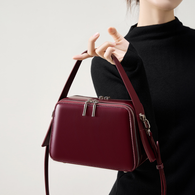 Damen Umhängetasche mit Reißverschluss ⎜ Elegante Handtasche für Büro und Alltag