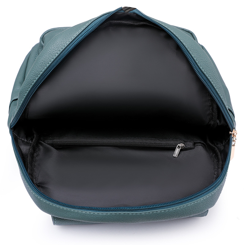 Damen Rucksack aus Kunstleder ⎜ Modischer Tagesrucksack mit großer Kapazität und Katzendetail für Alltag und Reisen