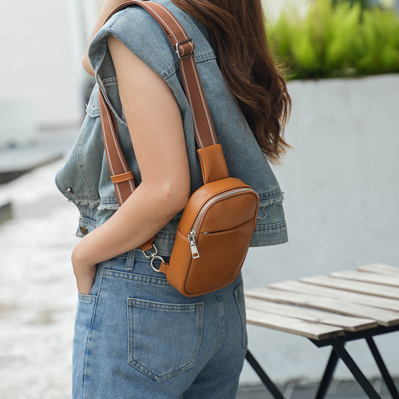 Kleine Crossbody-Tasche für Damen und Herren ⎜ Praktische Schultertasche im minimalistischen Design