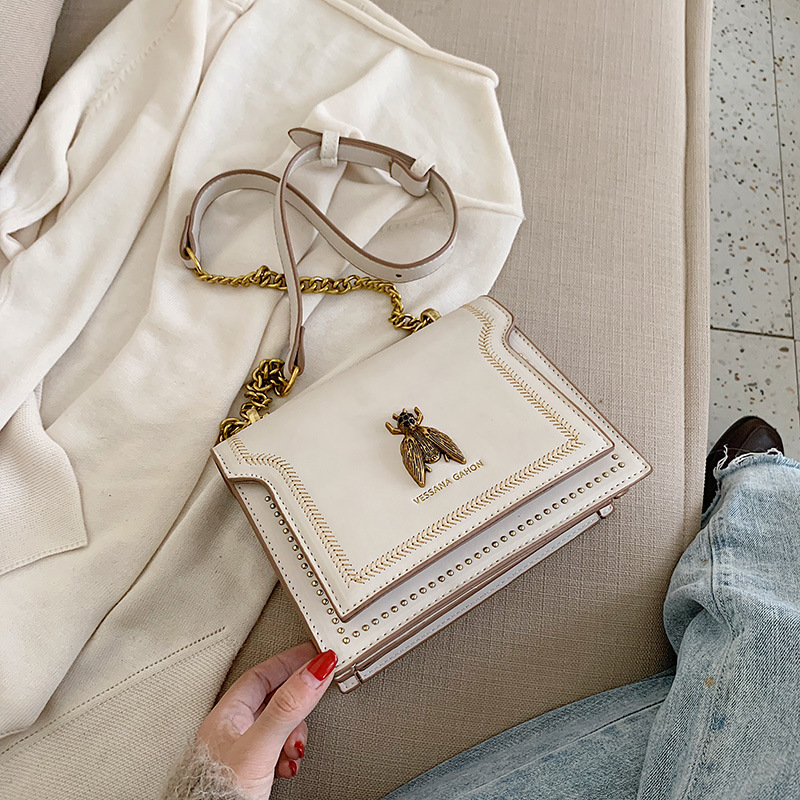 Schultertasche für Damen ⎜ Elegante Handtasche mit Bienenmotiv und Kette für Alltag und Freizeit