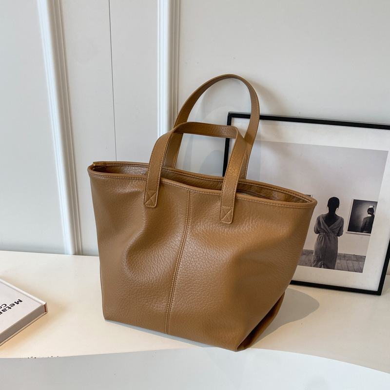 Retro Tragetasche für Damen ⎜ Hochwertiges Lederdesign mit geräumigem Innenraum und praktischem Tragegriff