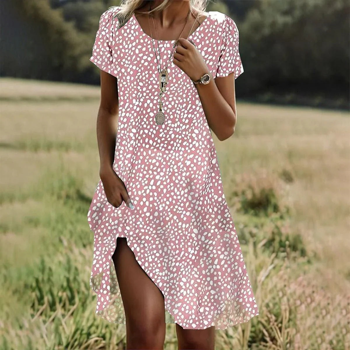 Helene – kurzärmeliges grünes minikleid mit punkten
