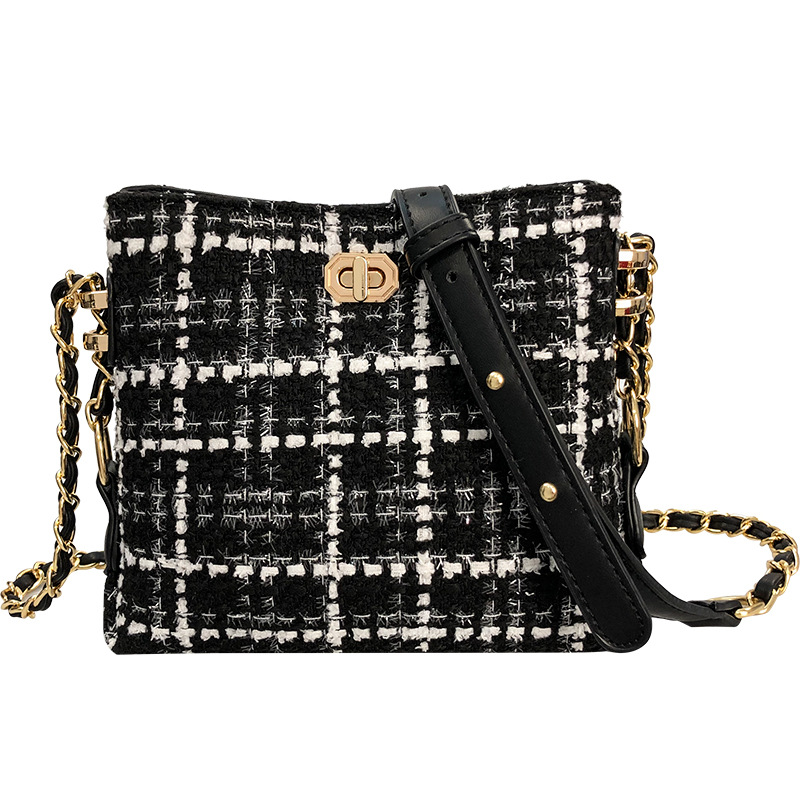 Schultertasche für Damen ⎜ Modische Umhängetasche mit Kettenriemen und elegantem Karomuster