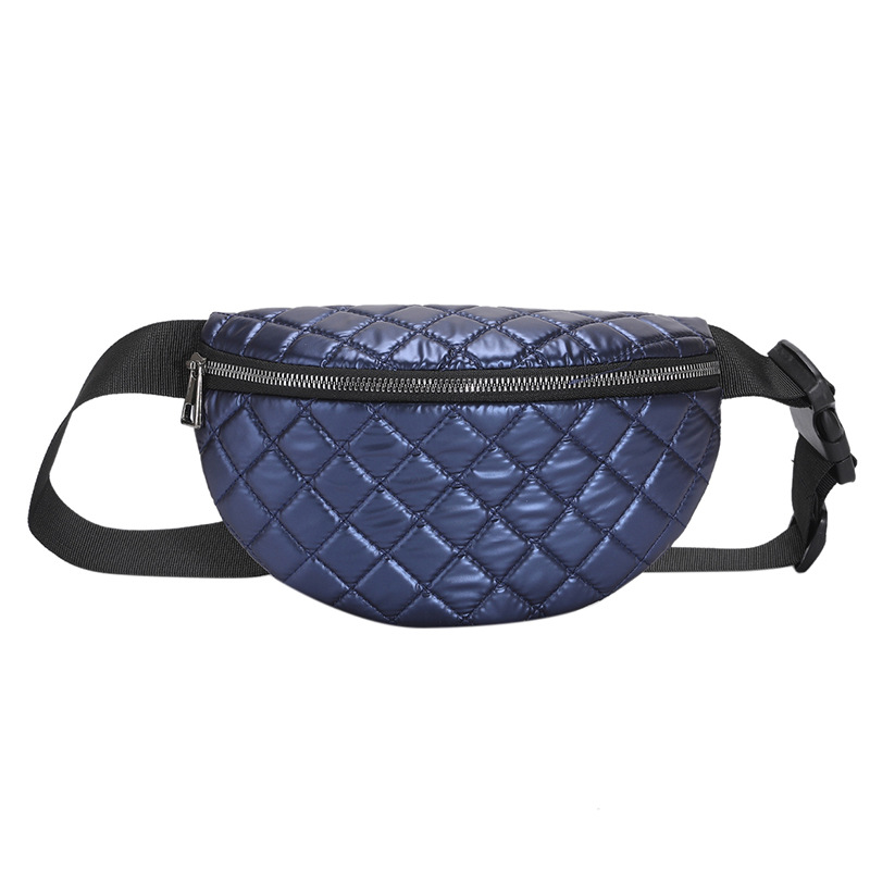 Quilted Umhängetasche für Damen ⎜ Stylische Hüfttasche mit verstellbarem Trageriemen und modernem Design