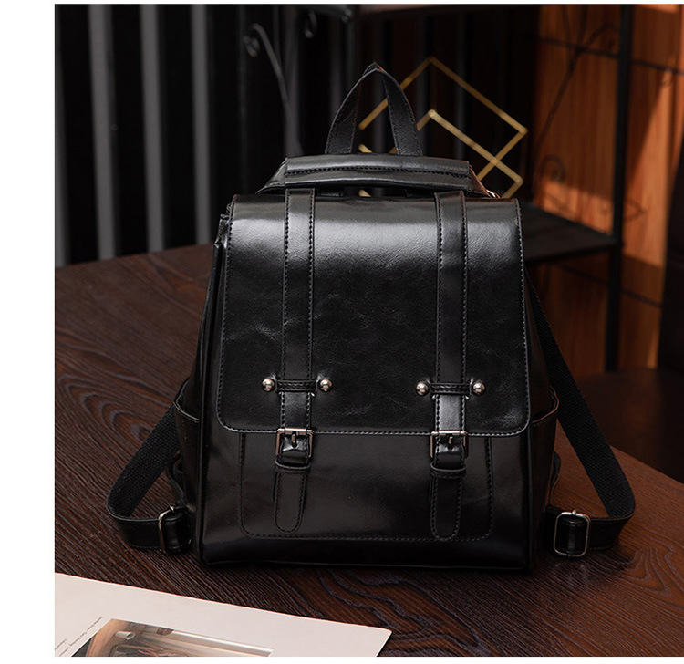 Damen Rucksack aus Kunstleder ⎜ Vielseitiger Tagesrucksack mit Schnallendetail und Tragegriff für Reisen und Alltag