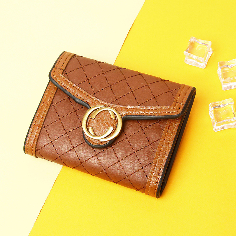 Damen Geldbörse mit Druckknopf ⎜ Kurze Brieftasche mit Rautensteppung und Fächern für Karten und Münzen