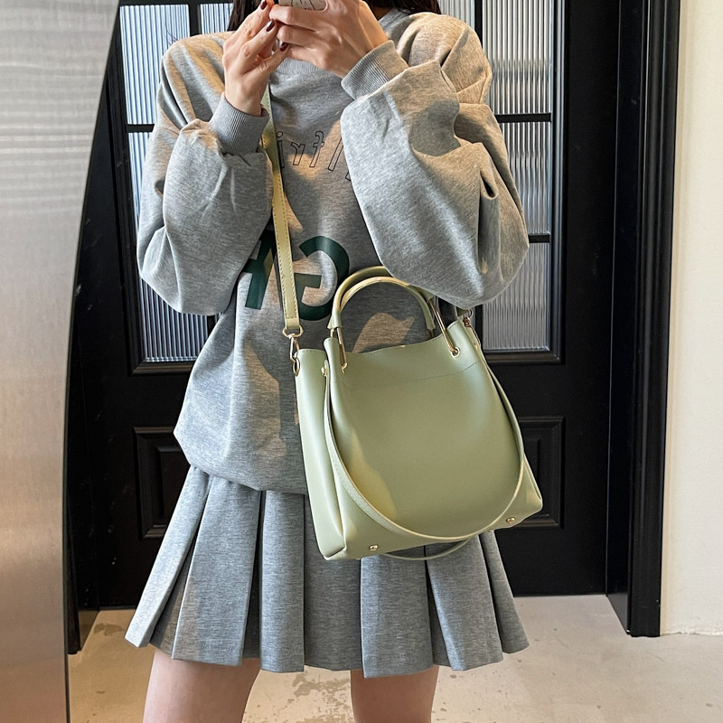 Damen Bucket Bag ⎜ Schlichte Umhängetasche mit Griff und Schulterriemen für Alltag
