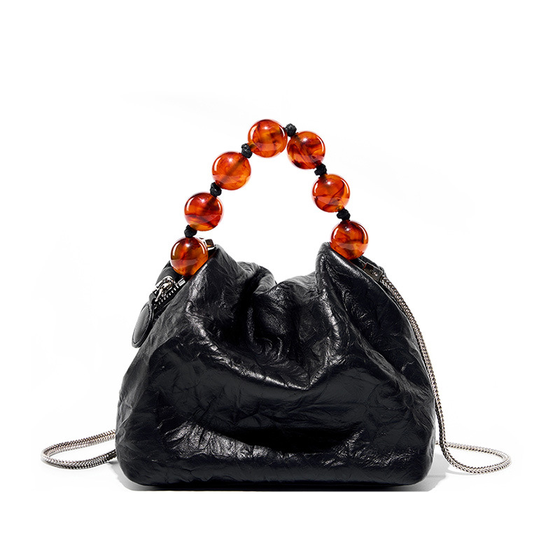 Handtasche für Damen ⎜ Modische Beuteltasche mit Perlenhenkel und Kettengurt für stilvolle Alltagslooks