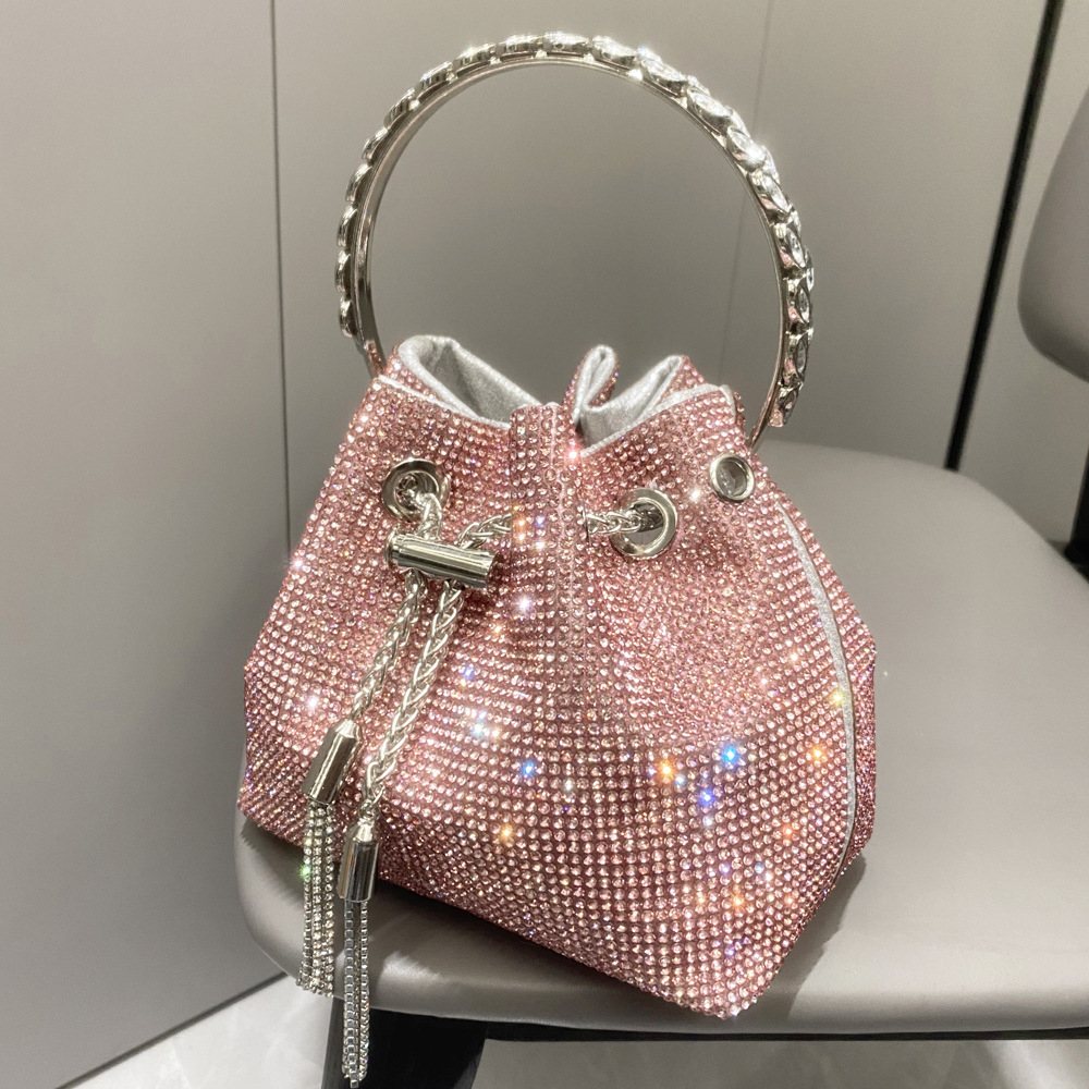 Glitzernde Handtasche für Damen ⎜ Funkeleffekt-Design mit Kettenriemen und stilvollem Griff