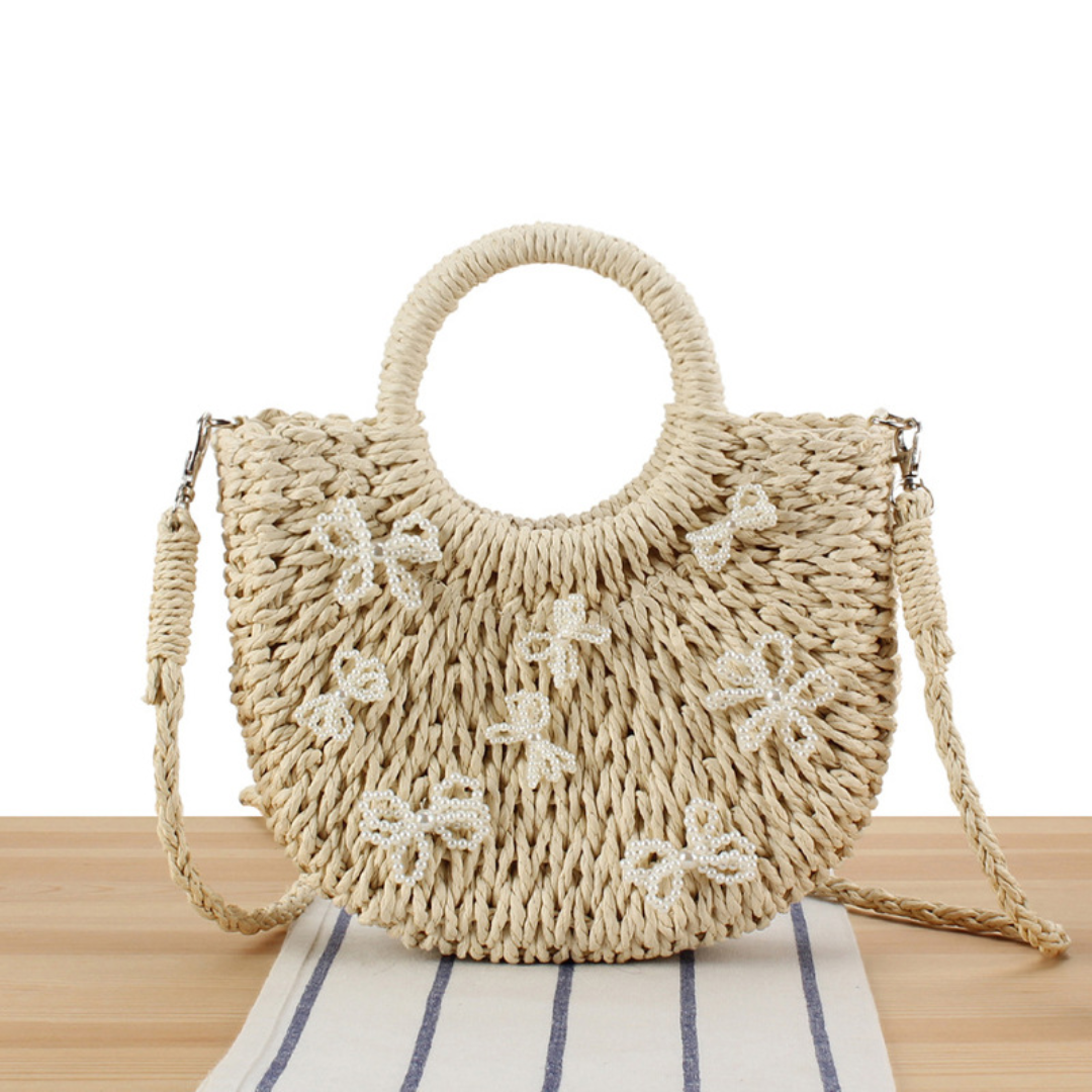Halbrunde Strohtasche für Damen ⎜ Handgefertigte Strandtasche mit Perlschleifen
