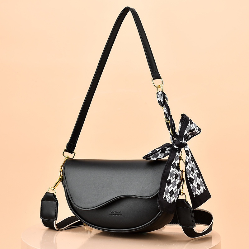 Satteltasche für Damen ⎜ Modische Schultertasche mit Schleifendetail und breitem Riemen für Herbst und Winter