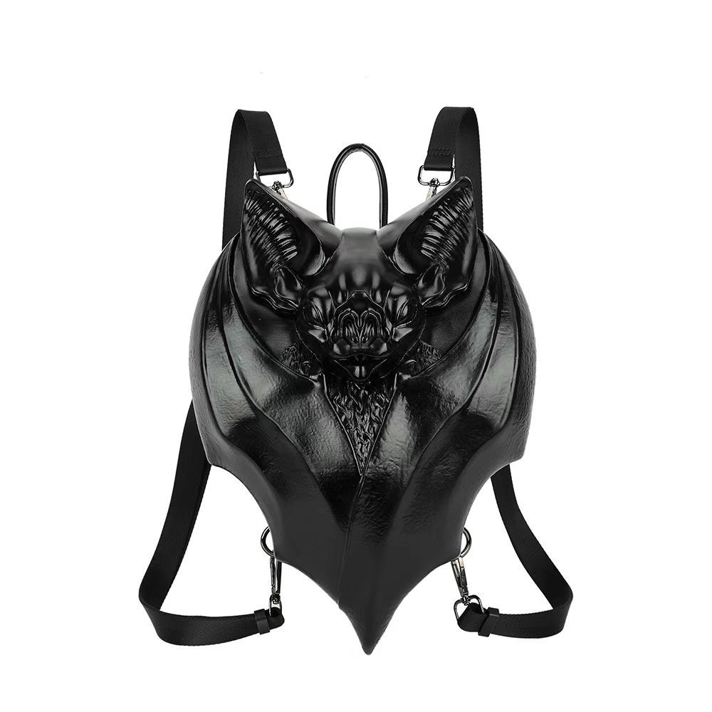 Gothic-Style Fledermaus-Brusttasche ⎜ Dunkles Design für Einen Einzigartigen, Auffälligen Look
