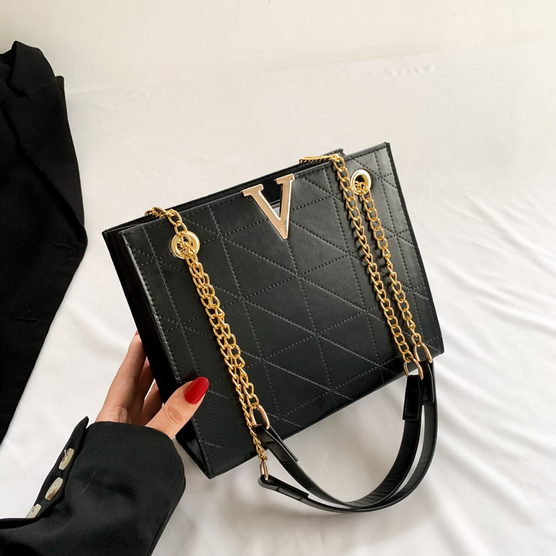 Handtasche für Damen ⎜ Modische Umhängetasche mit Kettenriemen im Retro-Stil für Alltag und Ausgehen