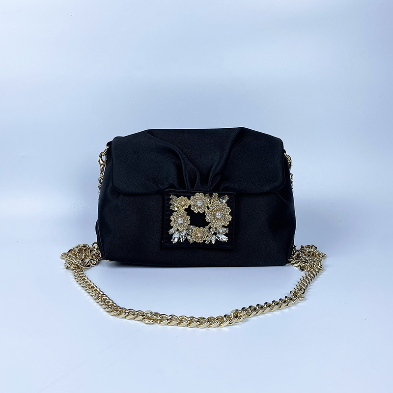 Clutch für Damen ⎜ Glänzende Umhängetasche mit Strassverzierung und Kettengurt für festliche Anlässe