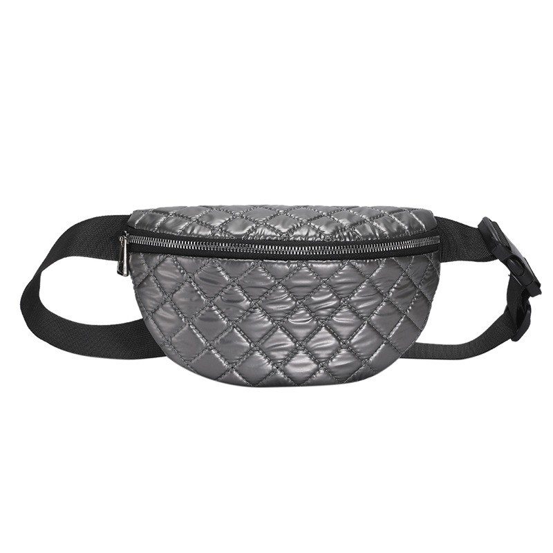 Quilted Umhängetasche für Damen ⎜ Stylische Hüfttasche mit verstellbarem Trageriemen und modernem Design