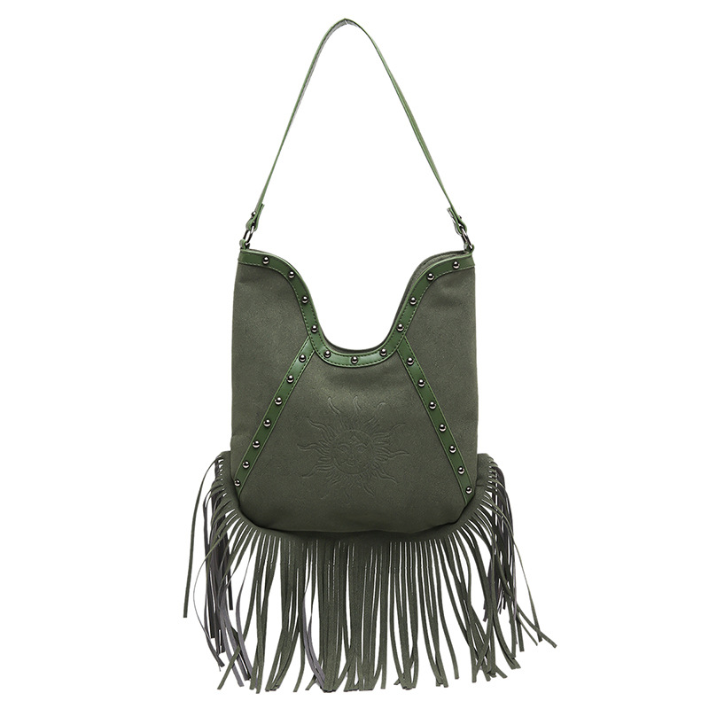 Schultertasche für Damen ⎜ Große Umhängetasche mit Fransen und Nieten für Freizeit und Festival-Look