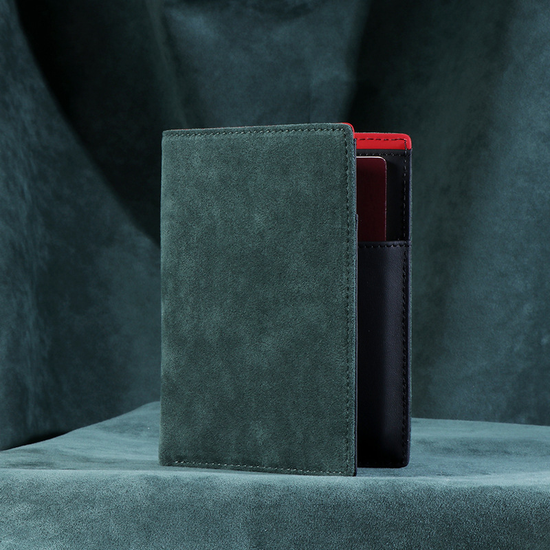 Reisepasshülle aus Leder ⎜ Eleganter Dokumentenhalter mit Kartenfächern für Reisen und Ausweise