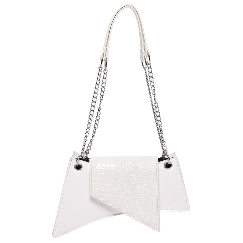 Kleine Umhängetasche für Damen ⎜ Modische Handtasche im geometrischen Design mit Kettenriemen