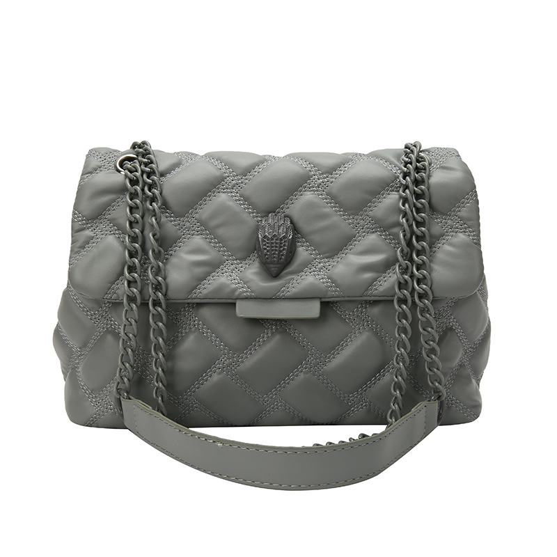 Damen Umhängetasche ⎜ Gestepptes Design mit Kette für Alltag und besondere Anlässe