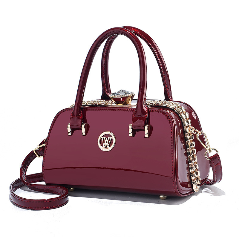 Handtasche für Damen ⎜ Elegante Mini-Tasche mit Kettendetail und Schulterriemen für stilvolle Anlässe und Ausgehen