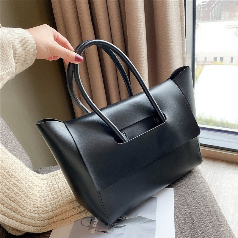Handtasche für Damen ⎜ Große Schultertasche mit viel Stauraum und schlichtem elegantem Design