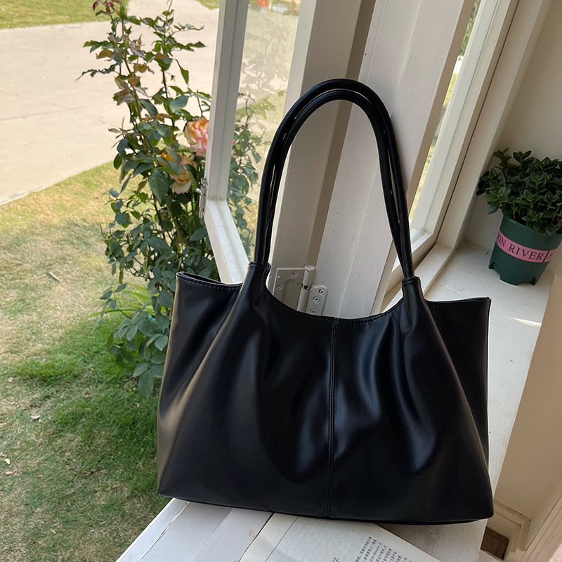 Schultertasche für Damen ⎜ Schlichtes Design mit großem Stauraum für Alltag und Büro