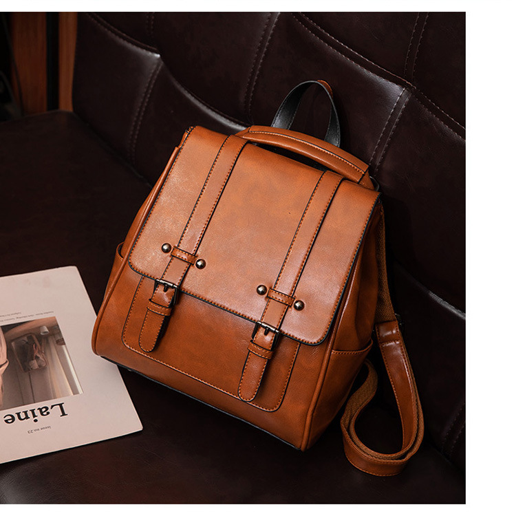 Damen Rucksack aus Kunstleder ⎜ Vielseitiger Tagesrucksack mit Schnallendetail und Tragegriff für Reisen und Alltag