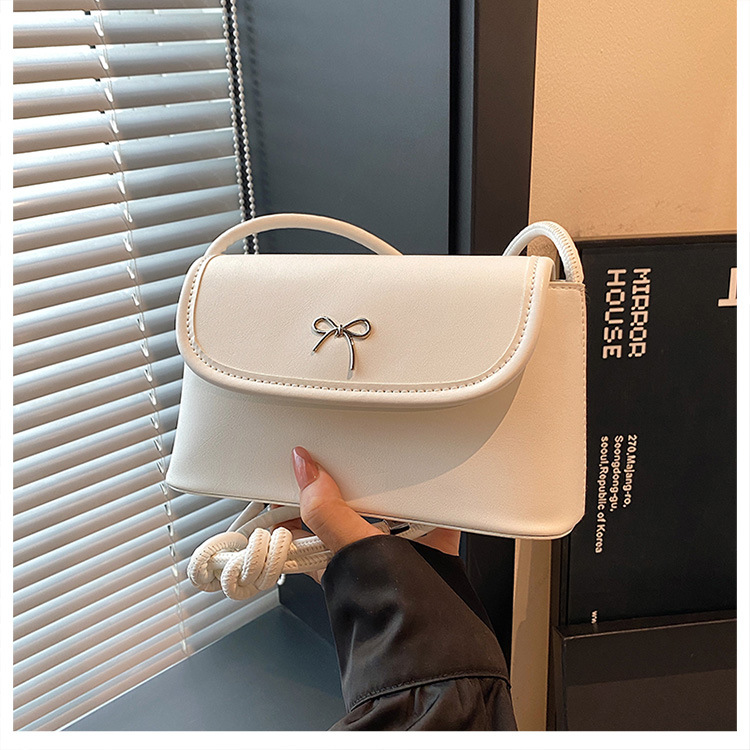 Damen Umhängetasche ⎜ Vielseitige Tasche mit Schleifendetail für Alltag und Freizeit