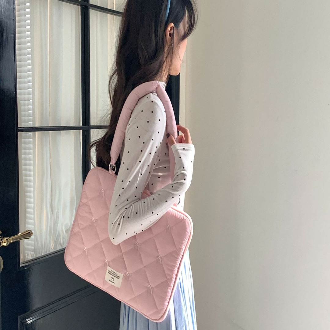 Laptop Tasche für Damen ⎜ Gepolstert und stilvoll mit Griff für Alltag und Büro