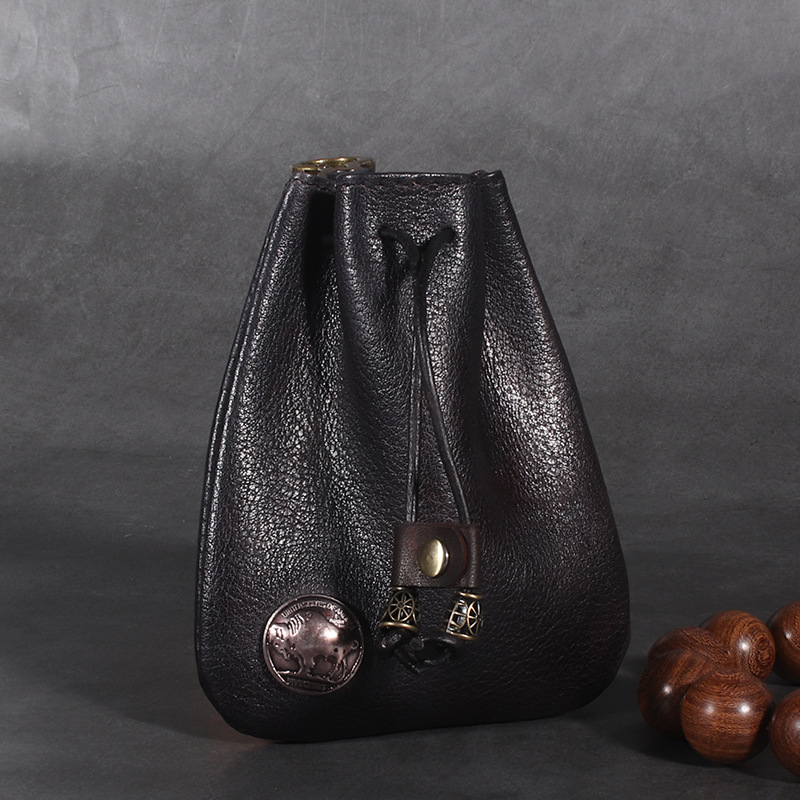 Münzbeutel aus Leder im Vintage-Stil ⎜ Handliche Tasche mit Kordelzug und Karabiner zum Befestigen am Gürtel