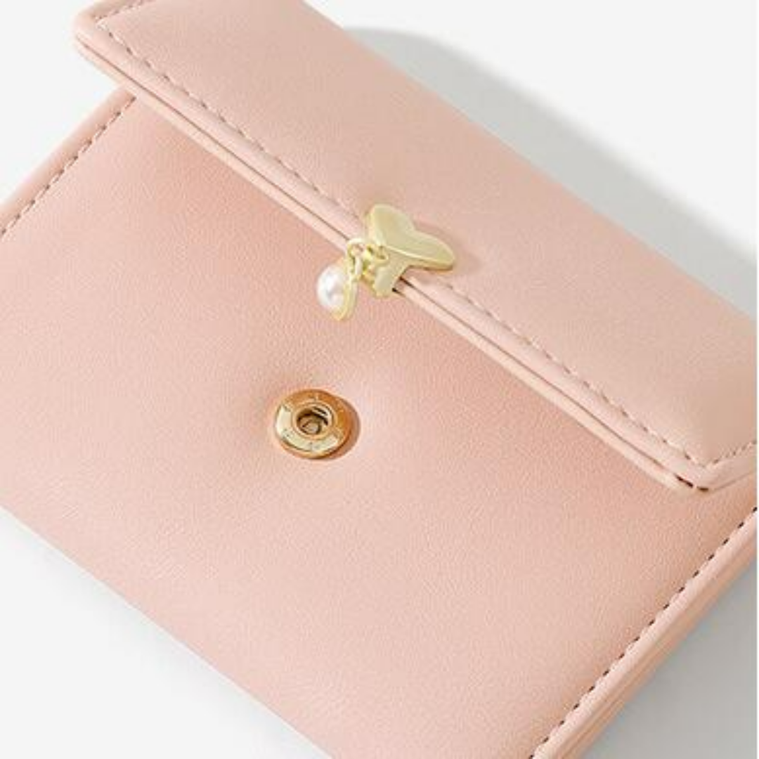 Mini Geldbörse für Damen ⎜ Kompakte Tri-Fold Brieftasche mit Herzverschluss und stilvollem Design