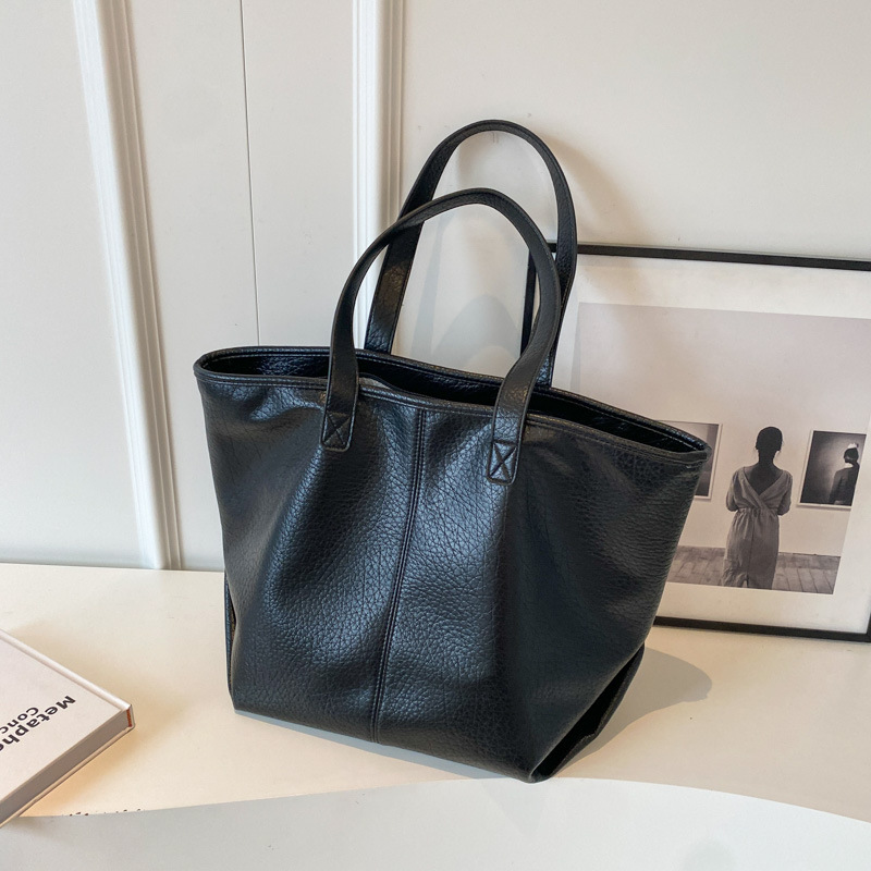Retro Tragetasche für Damen ⎜ Hochwertiges Lederdesign mit geräumigem Innenraum und praktischem Tragegriff