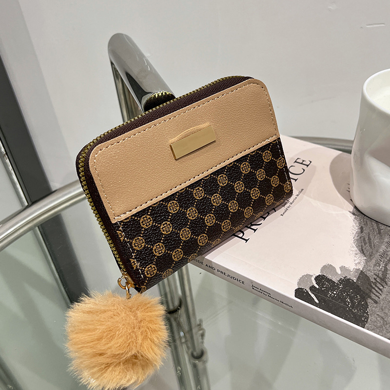 Damen Kurz-Geldbörse im Farbkontrast ⎜ Stilvolle Brieftasche mit Druckmuster und Reißverschlussfach für Kleinigkeiten