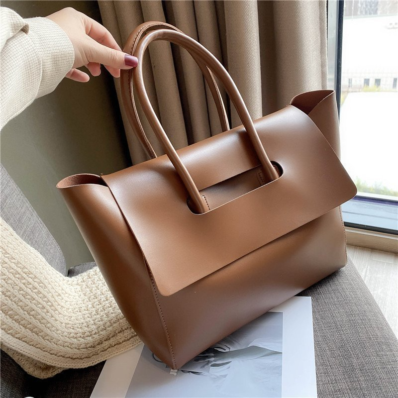Handtasche für Damen ⎜ Große Schultertasche mit viel Stauraum und schlichtem elegantem Design