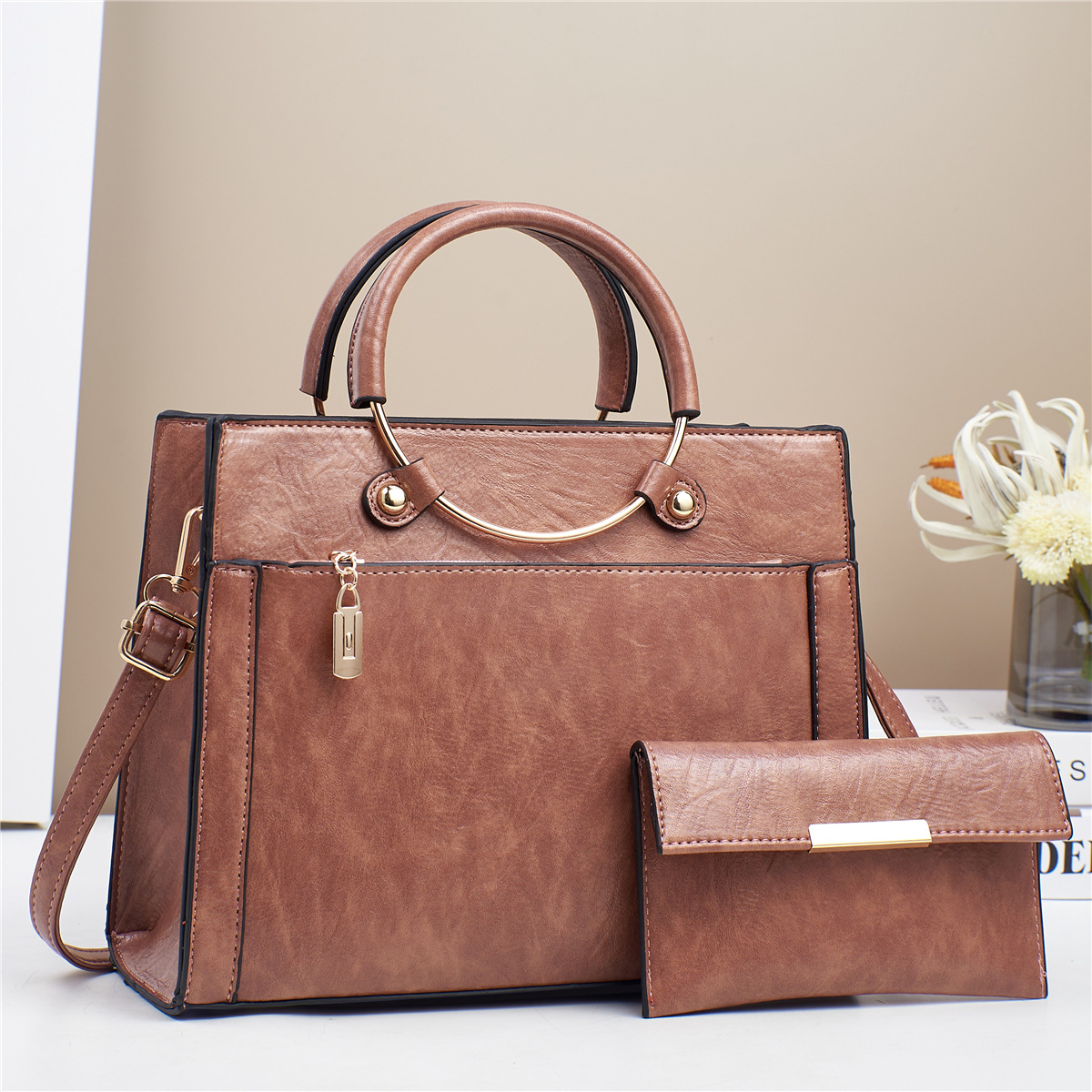 Handtasche für Damen ⎜ Zweiteiliges Set mit großer Tragetasche und passender Geldbörse für Alltag und Büro