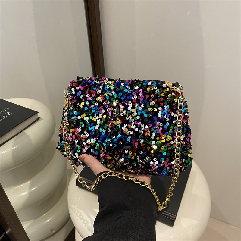 Abendtasche für Damen ⎜ Glänzende Schultertasche mit Pailletten und goldener Kette für stilvolle Anlässe