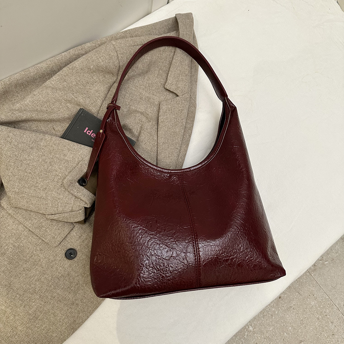Tote Bag für Damen aus Kunstleder ⎜ Schlichte Schultertasche für Alltag, Büro und Freizeitoutfits