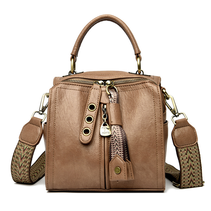 Umhängetasche für Damen ⎜ Kompakte Schultertasche mit mehreren Fächern und breitem Riemen für Alltag und Reisen