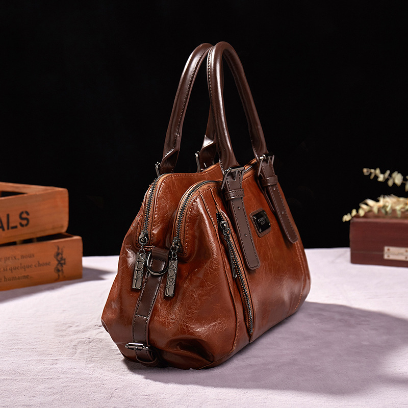 Damen Schultertasche aus Echtleder ⎜ Elegantes Design mit Tragegriff und Umhängefunktion für Alltag und Beruf