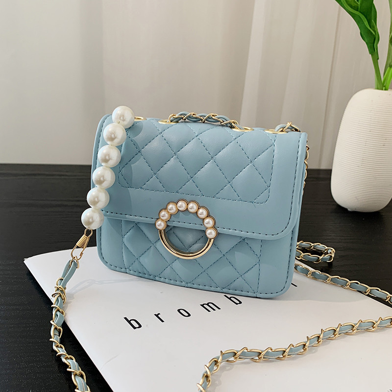 Handtasche für Damen ⎜ Elegantes Design mit Kettenriemen und Perlendetail für stilvolle Auftritte