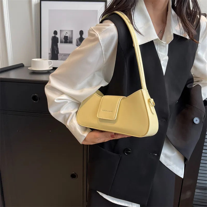 Schultertasche für Damen ⎜ Elegante Baguette-Bag im schlichten Design für Alltag und Freizeit