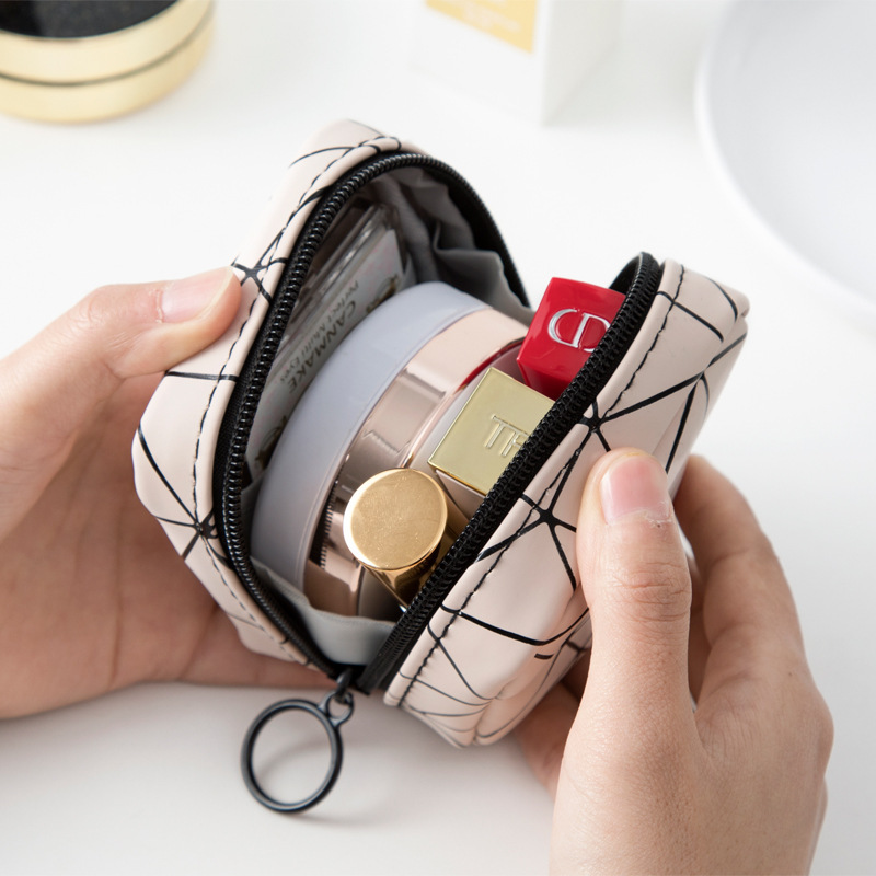 Mini Kosmetiktasche für Damen ⎜ Wasserabweisendes Etui für Lippenstift und Kleinteile