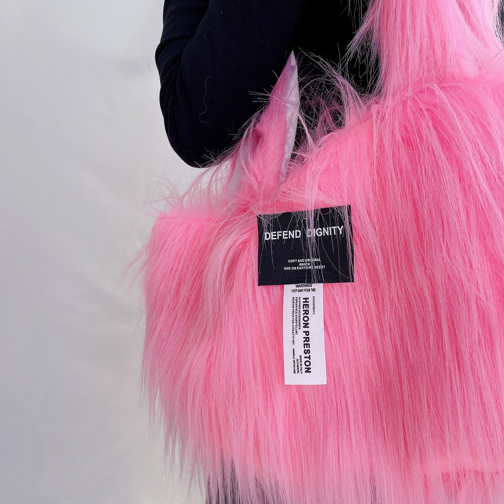 Damen Schultertasche mit Kunstfell ⎜ Modische Tasche mit viel Stauraum für Alltag und Events