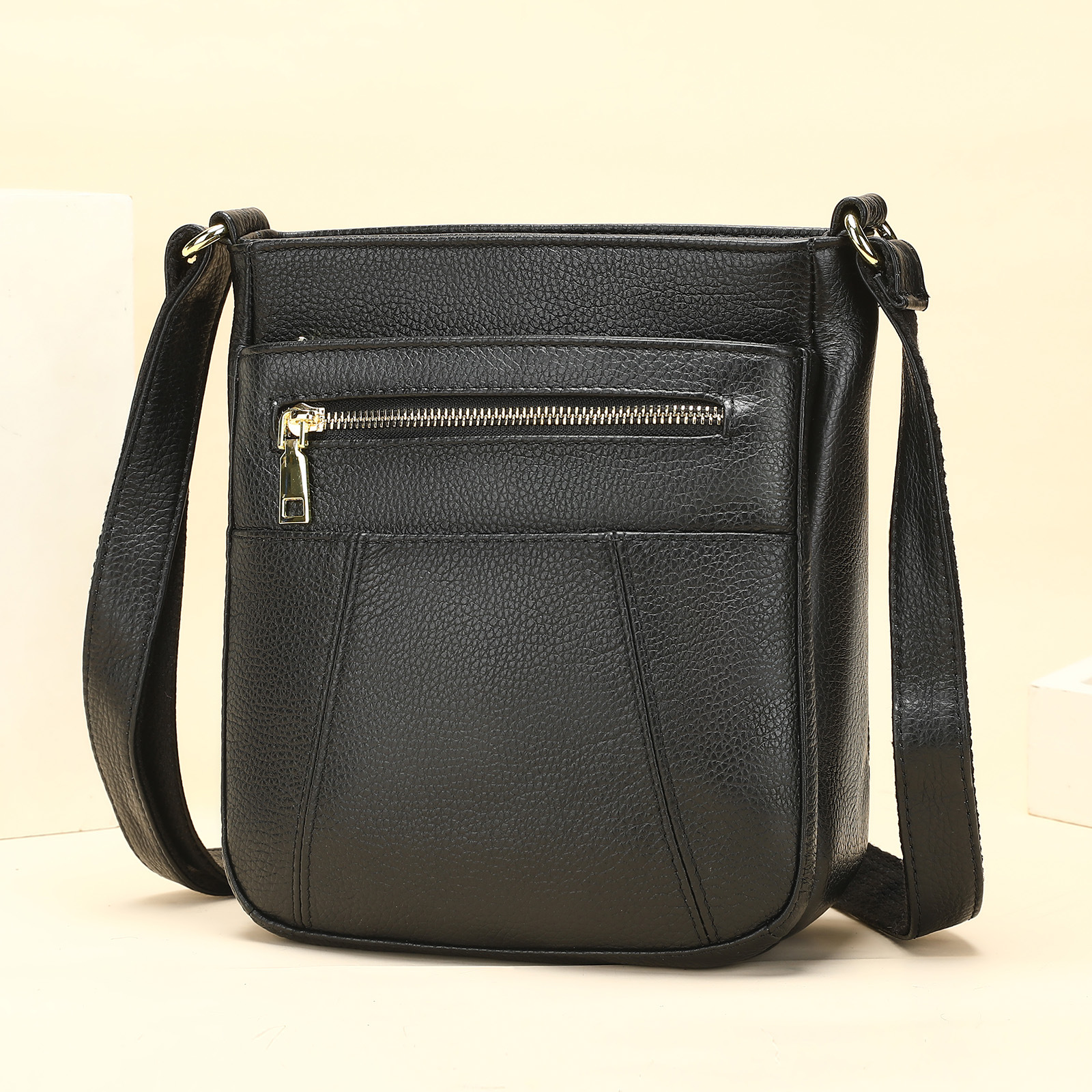 Umhängetasche aus Echtleder für Damen ⎜ Kompakte Schultertasche mit Reißverschlussfach für Alltag und Ausflüge