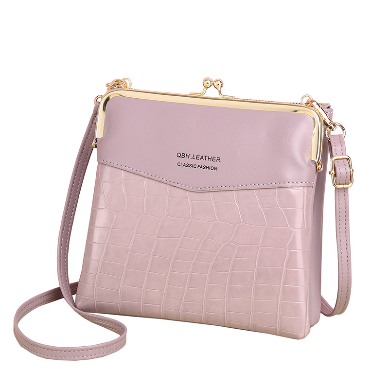 Umhängetasche für Damen im Retro-Stil ⎜ Schultertasche mit Krokoprägung und Metallverschluss für Alltag und Ausgehen